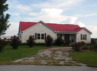 190 J B Duncan Rd, Russellville, KY 42276