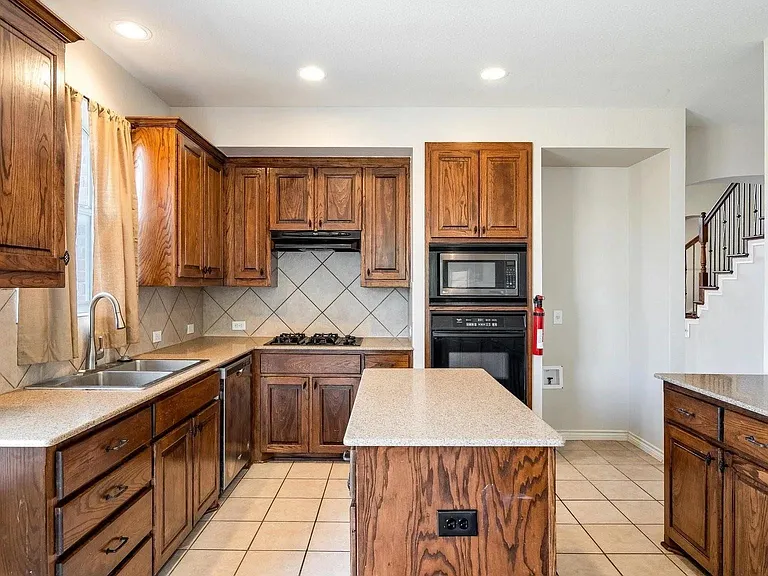 Kitchen with island