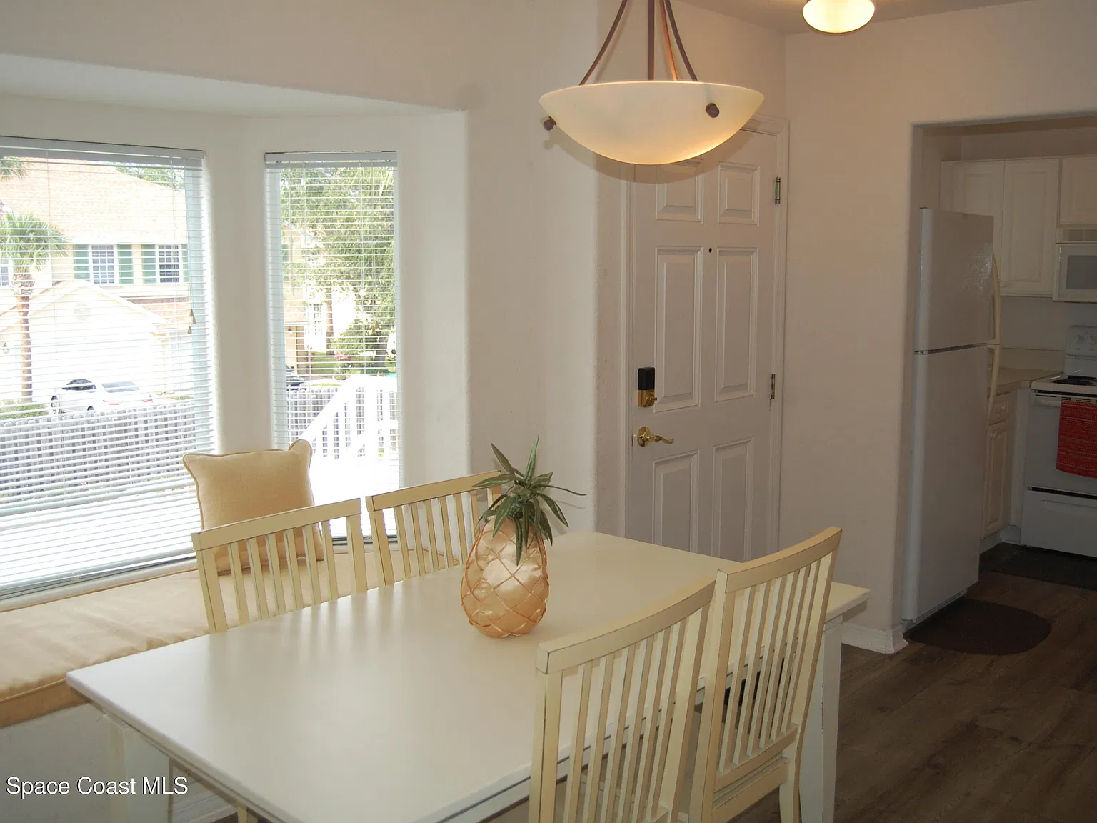 2 bed, 2.0 bath, 1014 sqft, $2,100 — Photo 4