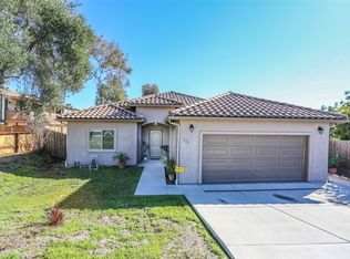 701 Grapevine Rd, Vista, CA 92083