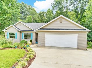 216 Fairview Ct, Demorest, GA 30535