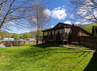 842 Anderson St, Confluence, PA 15424