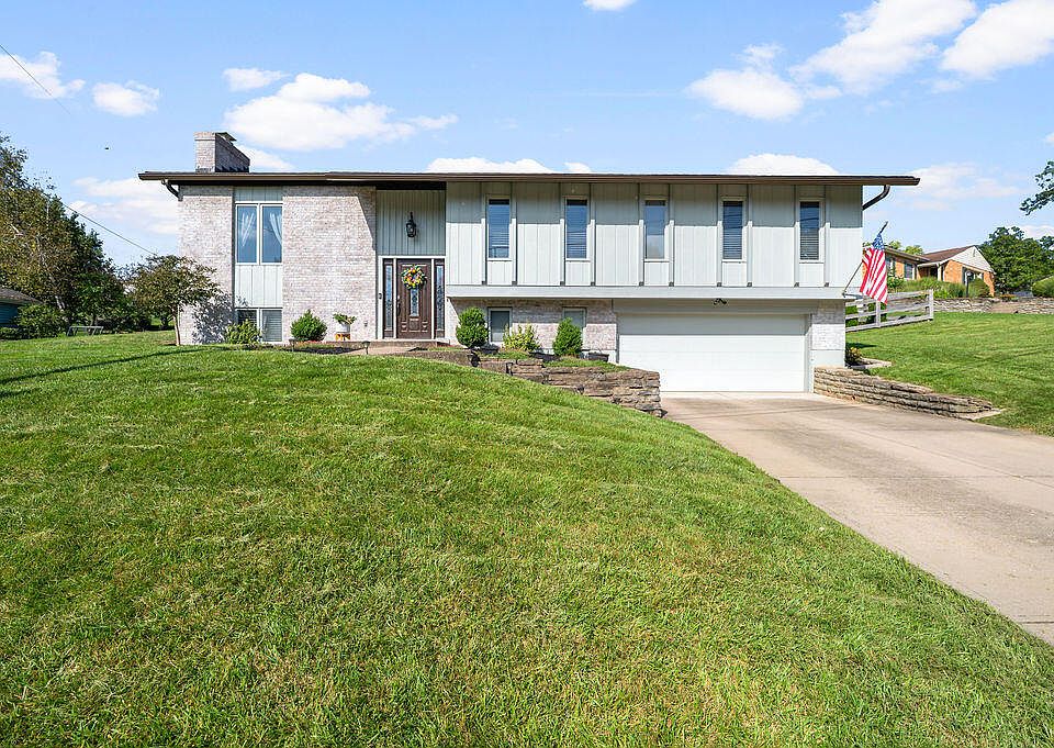 1st image of 565 Kinsella Dr