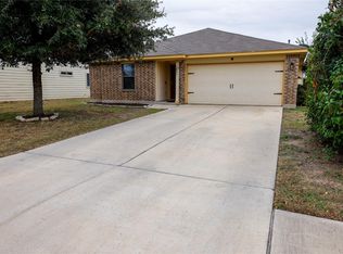 1541 Twin Cv, Kyle, TX 78640