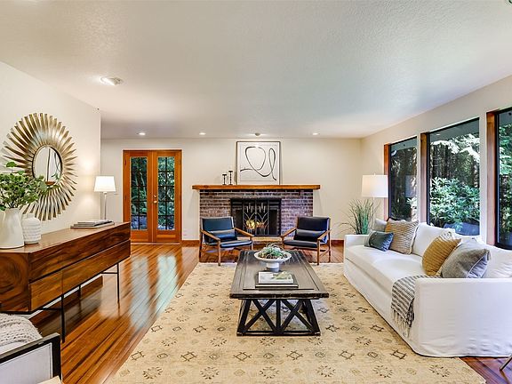 5th image of 17227 197th Avenue NE