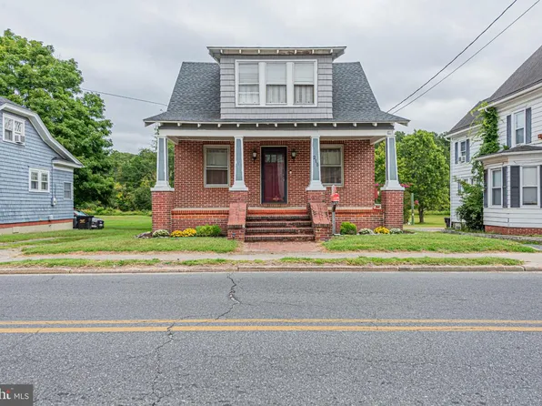 215 N Main St, Federalsburg, MD 21632