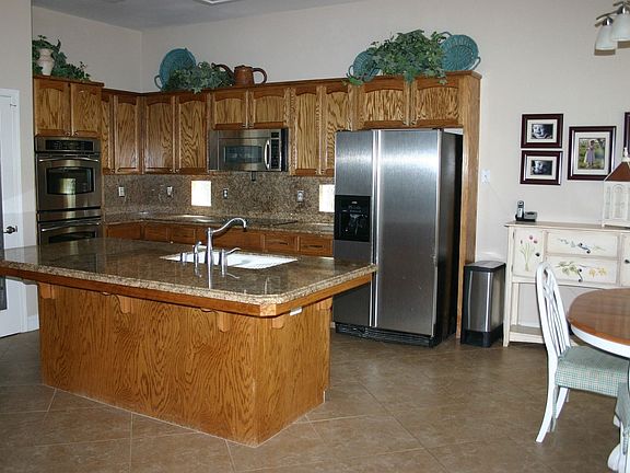 Gourmet Kitchen