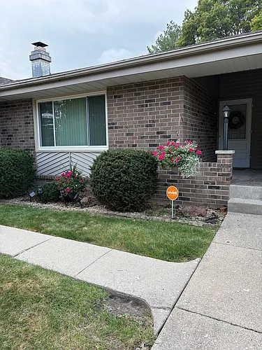 1002 Nassau Pkwy Photo 1