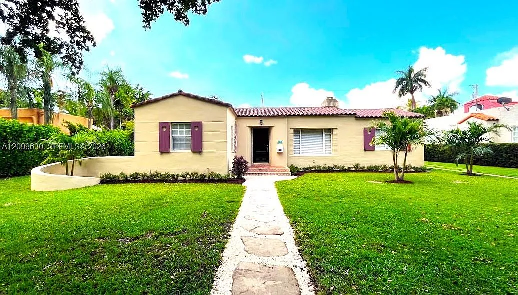 Coral Gables Sec B — Photo 3