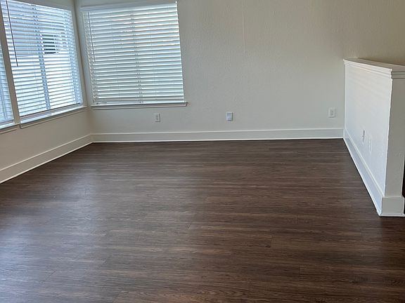 5th image of 3823 E Traditions Ct