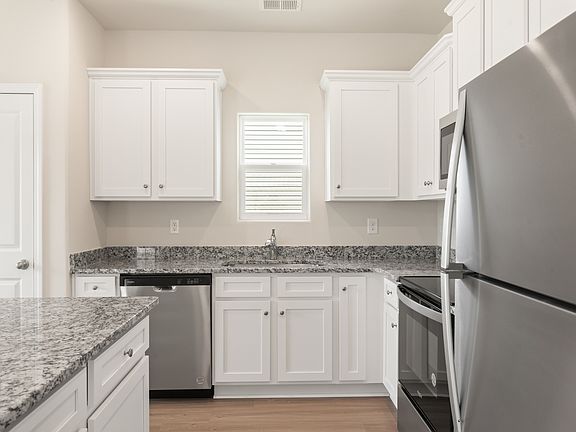 Fully loaded kitchen