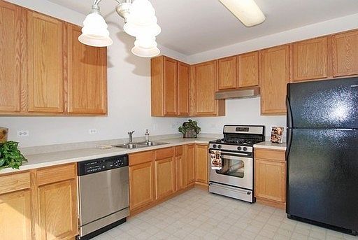 2nd image of 623 W Kristina Ln #623