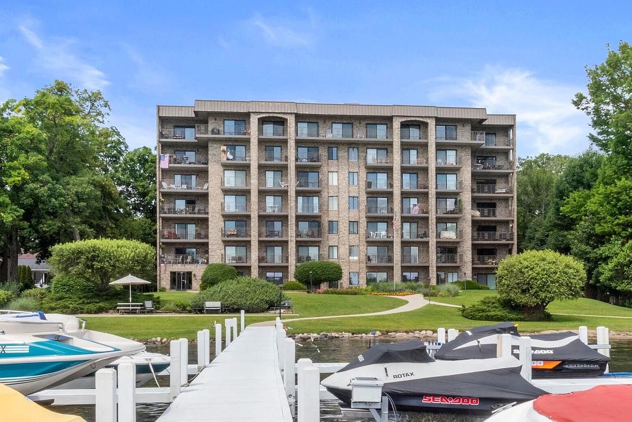 35 South Walworth AVENUE UNIT 203, Williams Bay, WI 53191 Zillow