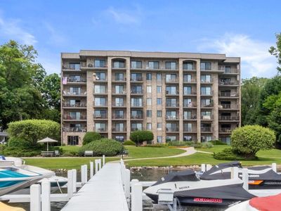 35 South Walworth AVENUE UNIT 203, Williams Bay, WI, 53191