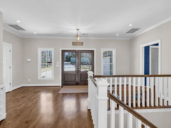 5th image of 241 Point Arrowhead Cir