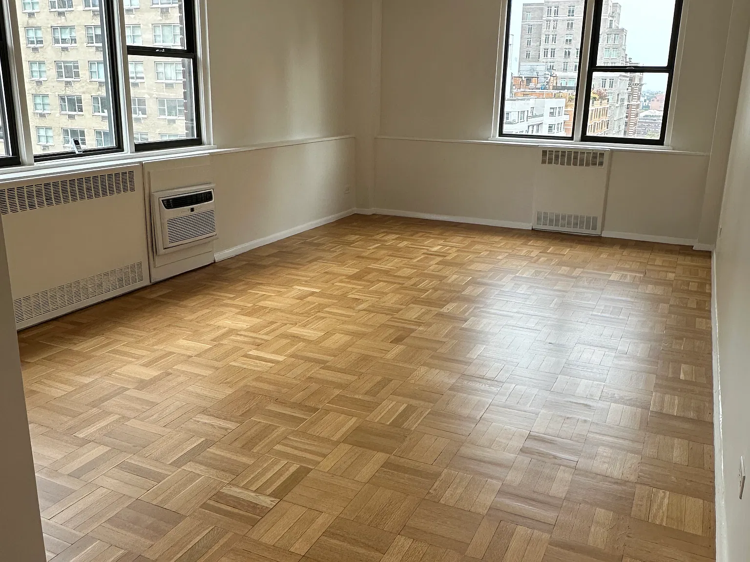 435 East 79th Street — Photo 1