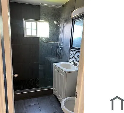 1546 N Hope Ave #C — Photo 6