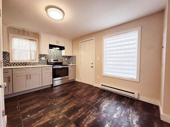 3rd image of 258 Halladay St #D