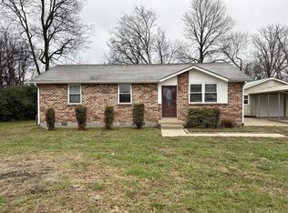 581 Needmore Rd, Clarksville, TN 37040