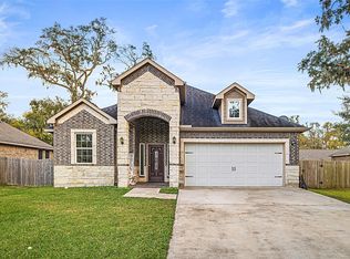 267 Freeman Blvd, West Columbia, TX 77486