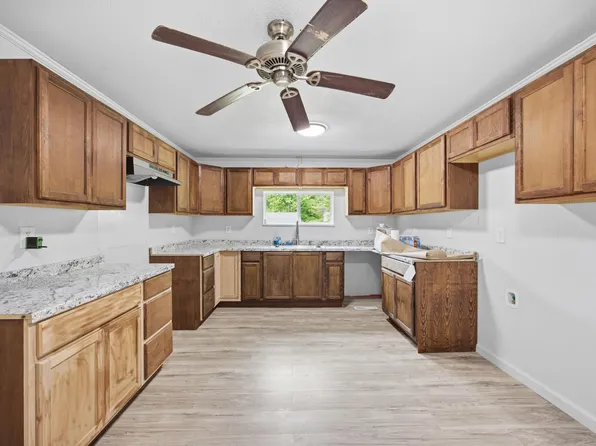 3089 Chattanooga Valley Rd, Flintstone, GA 30725