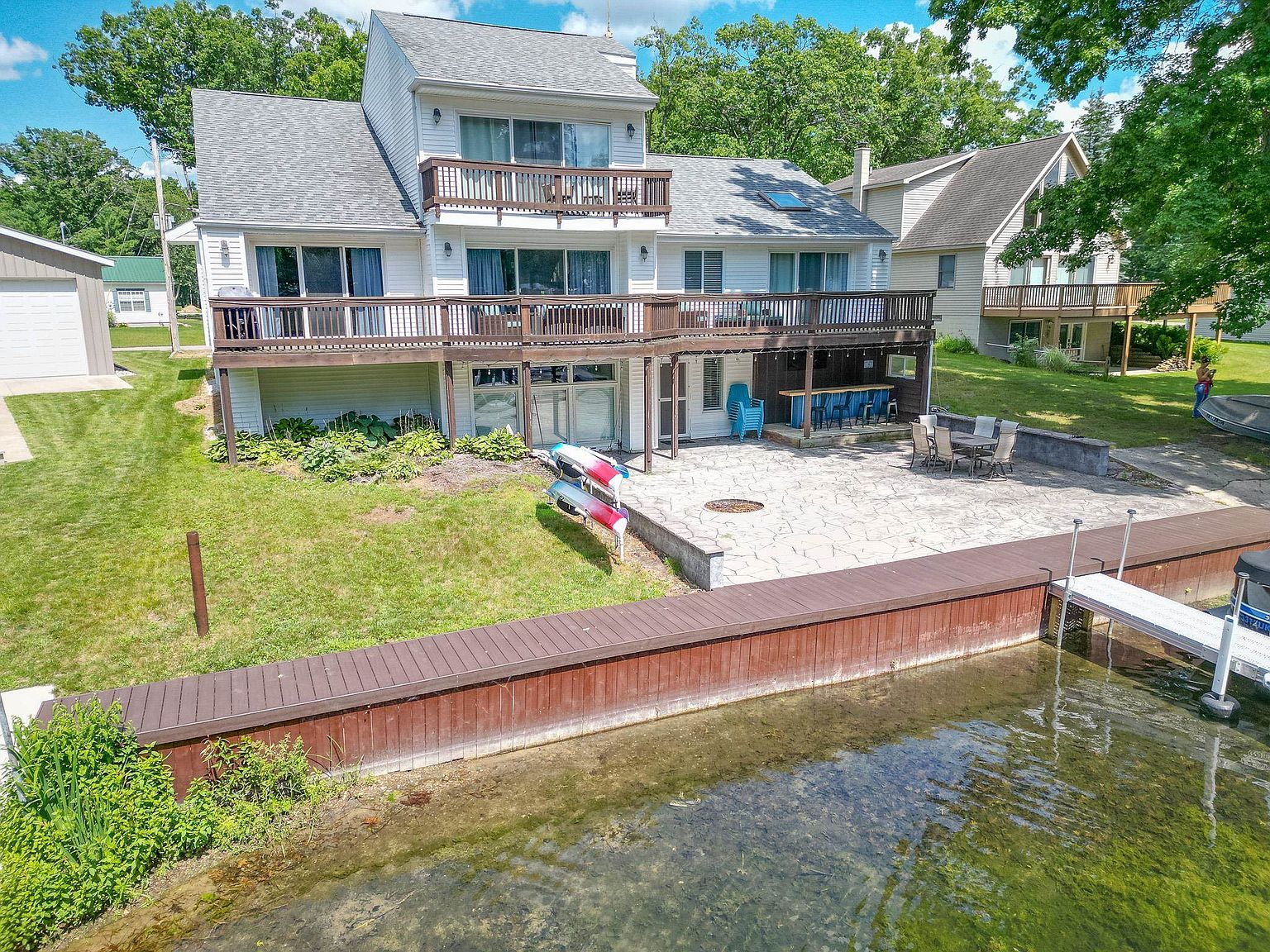 11745 N Shore Dr, Lake, MI 48632 | Zillow