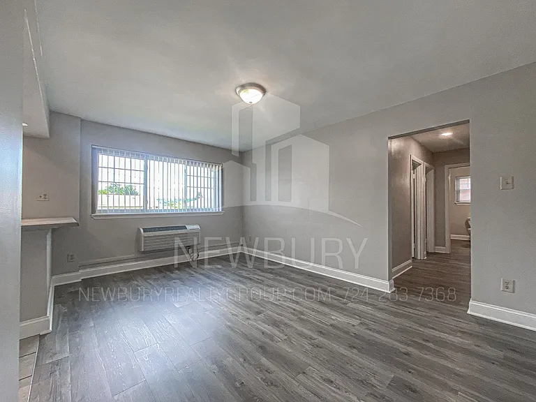 WestWood Apartments — Photo 4