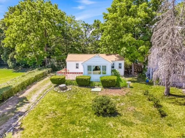 54 Summit Dr, Wantage Twp., NJ 07461