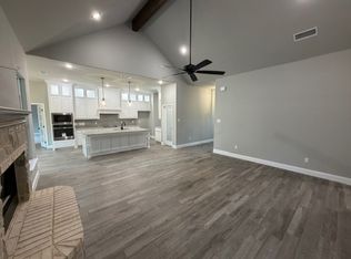 3695 Goshen Rd, Springtown, TX 76082