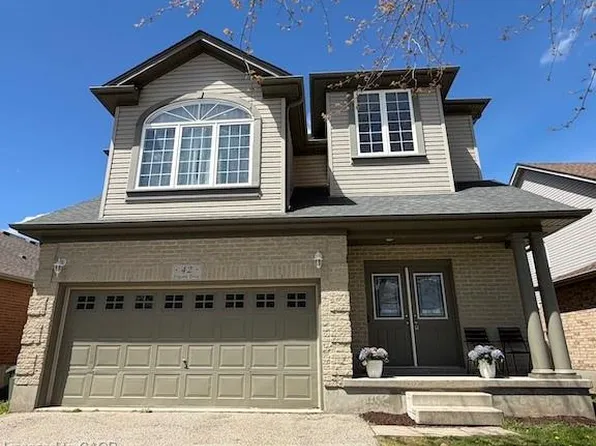 42 Frasson Dr, Guelph, ON N1E 7J9