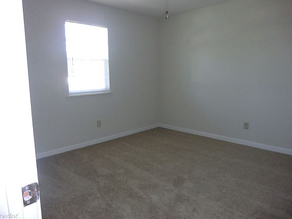 402 B Redbud Master Bedroom