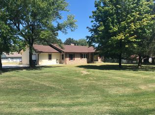 1342 Glenstone Dr, Neosho, MO 64850