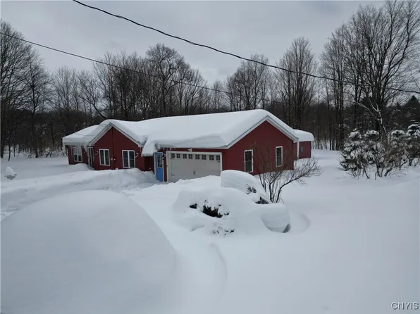 8040 Middle Rd, Rome, NY 13440