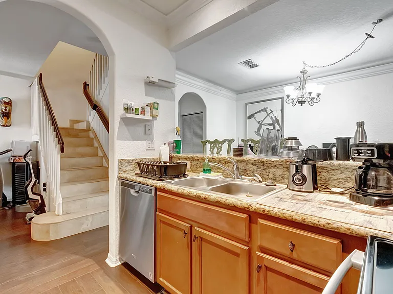 103 Monterey Bay Dr — Photo 6