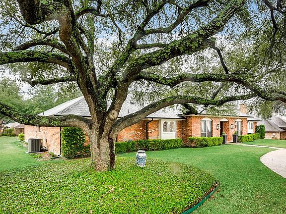 2nd image of 701 Agape Cir