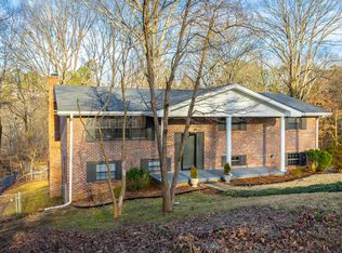 1014 Ravencrest Dr, Chattanooga, TN 37421