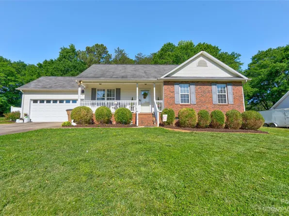 1514 King Arthur Ct, Shelby, NC 28152