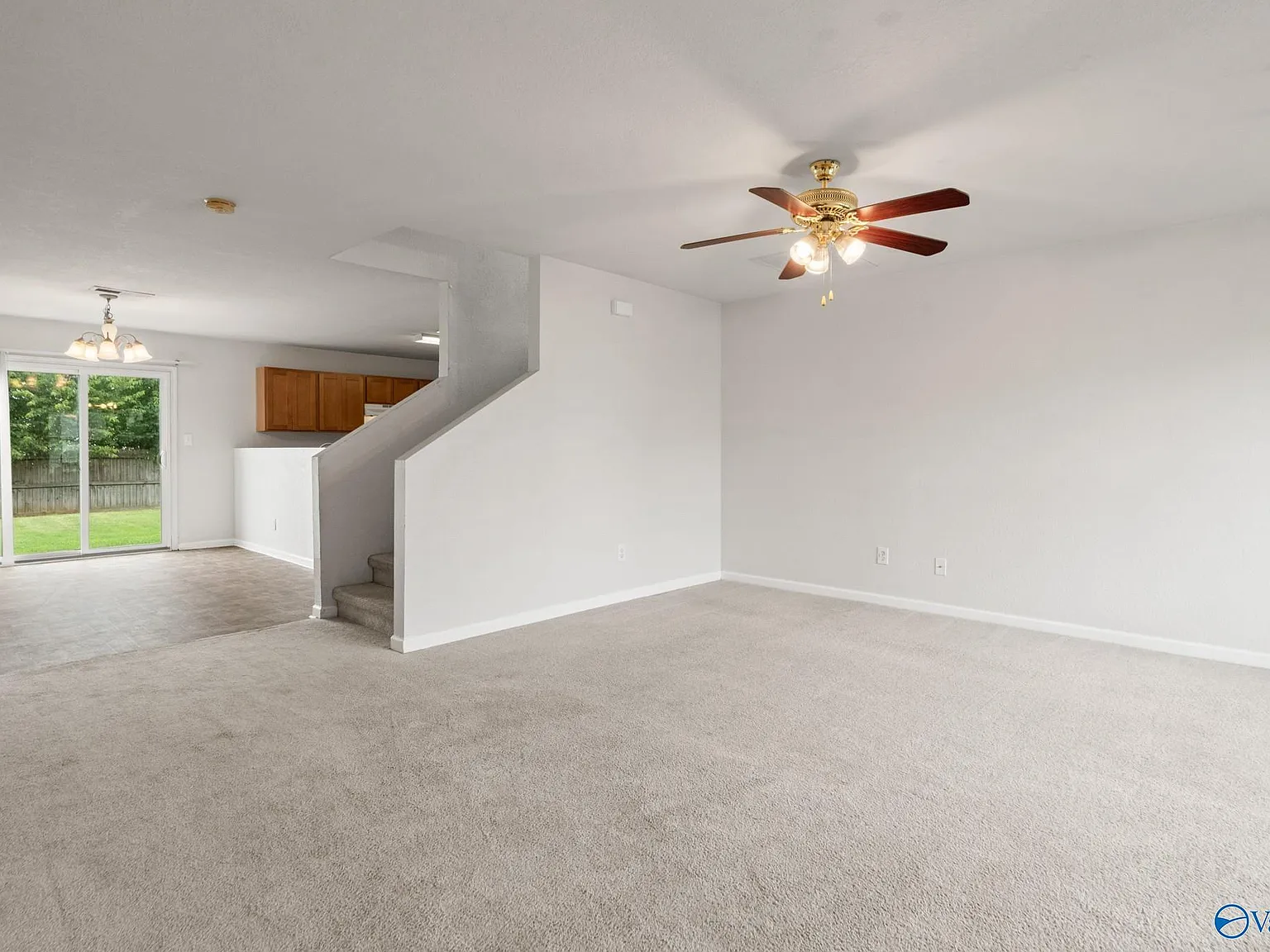 3 bed, 2.0 bath, 1789 sqft, $1,400 — Photo 4