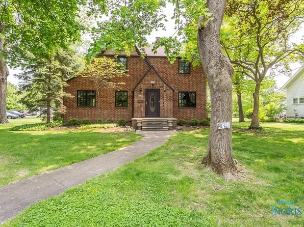 338 E 7th St, Perrysburg, OH 43551