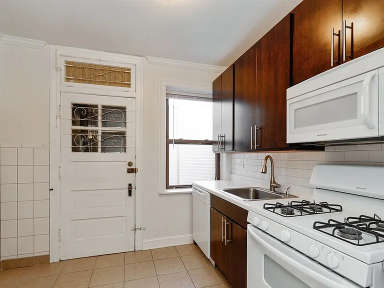 5454 N Campbell Ave #3 — Photo 15