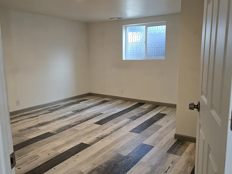 2933 S 9050 W — Photo 5