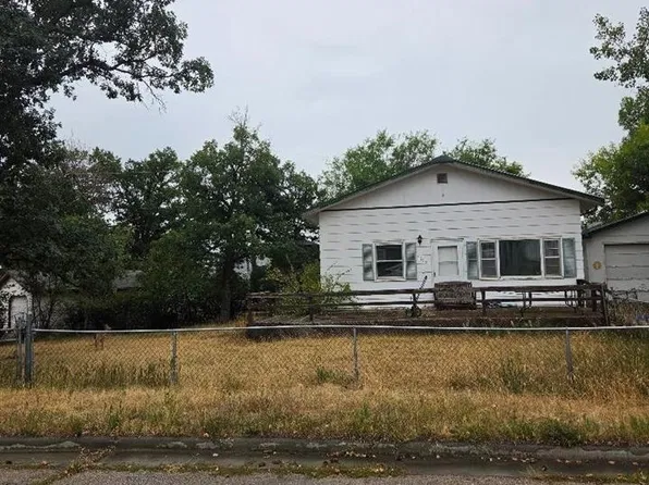 1618 Jackson St, Sturgis, SD 57785