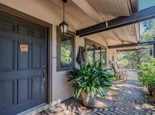 10854 Tabeaud Rd, Pine Grove, CA 95665