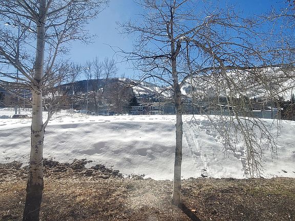 3rd image of 1150 Deer Valley Dr #1062