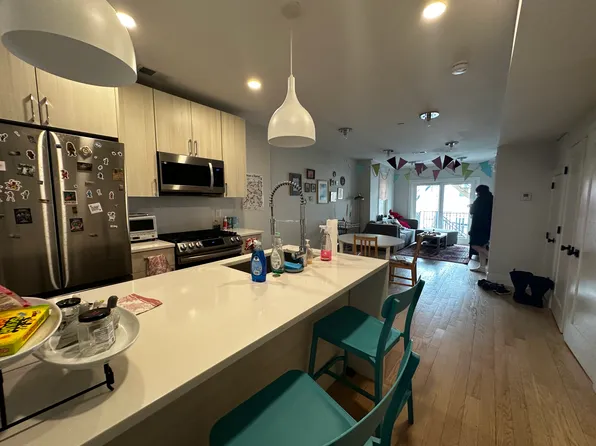 104 Bremen St #2, Boston, MA 02128