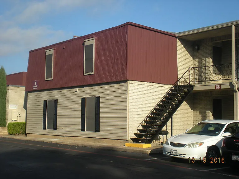 3100 Hamilton Ave — Photo 4