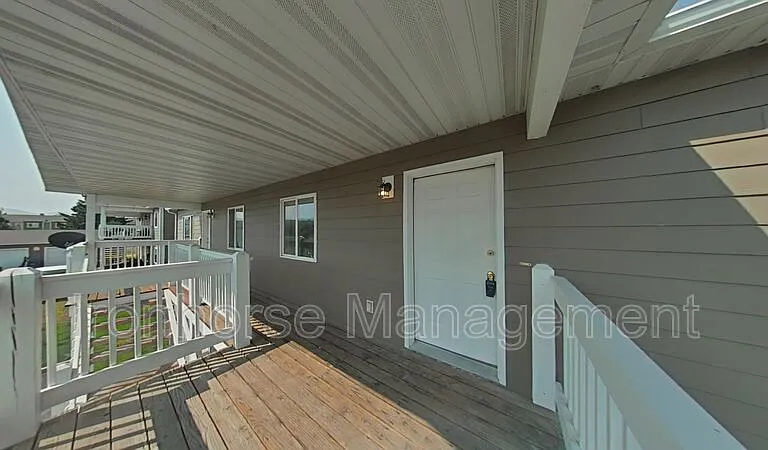 9 Michael Grove Ave #15 — Photo 1