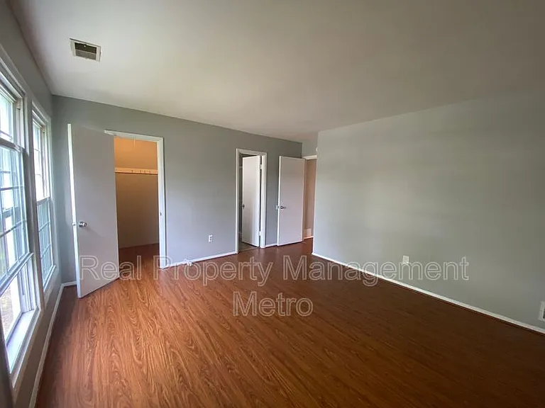 1902 Stonehearth Ct — Photo 16