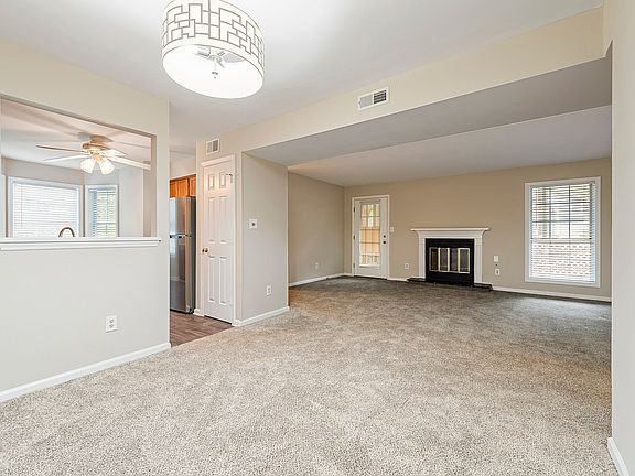 5th image of 6017 Treetop Ct #1