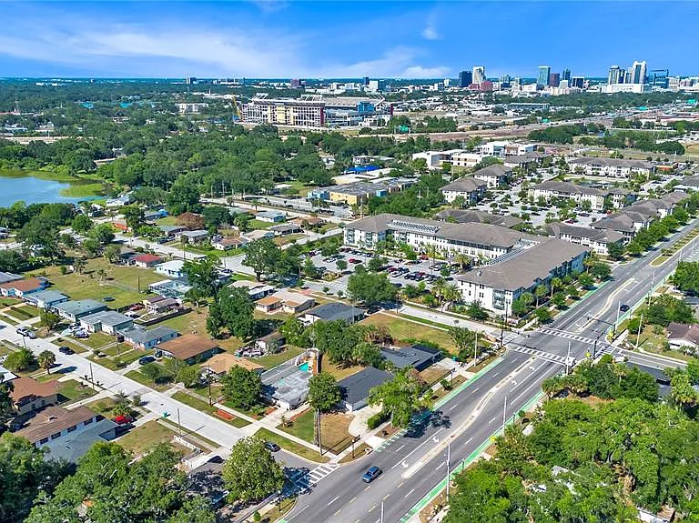2419 Orange Center Blvd — Photo 36